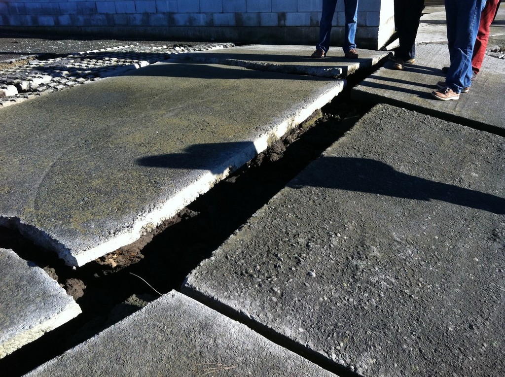 Concrete launch ramp cracks - Pleasant Point YC after the February earthquake - April 2011 © Richard Gladwell www.photosport.co.nz